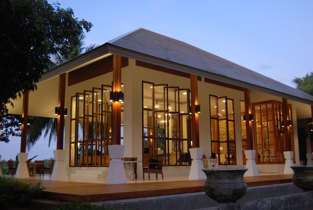 The Blue Sky Resort @ Ranong Buitenkant foto